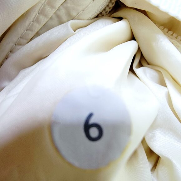 Lululemon Women's White Polar Cream What The Fluff Pullover Puffer Jacket Sz 6 - Picture 8 of 8